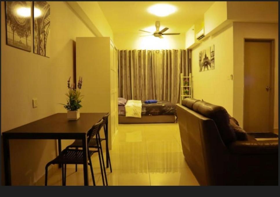Studio, Cyberjaya, Netflix, Wifi, Free Parking, 3030 Buitenkant foto